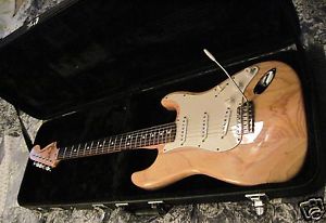 Fender American Vintage '70s Stratocaster - Natural Body/Rosewood with HSC