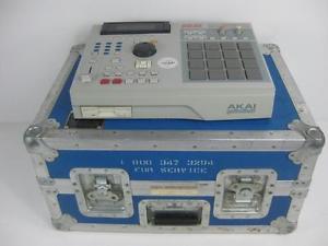 AKAI MPC2000XL MPC 2000 XL 8 OUTS, MAX RAM, CASE  "Brand New Sensor Pads"
