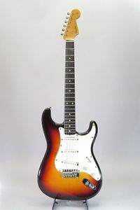 Fender Japan ST62-90 Stratocaster Alder Body 3Tone Sunburst Used Electric Guitar