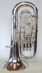 Willson Model 2900 / 4 valves Compensated Euphonium silverplated