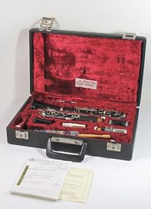 B-Klarinette "F.A.Uebel, Markneukirchen" in Koffer       (3-1569/11014)
