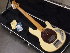 MUSIC MAN Classic StingRay 4 Classic White Maple Used Electric Bass Guitar Japan