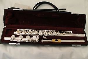 Yamaha Model 461 - 925 Silver Body, Head & B Foot - New Pads, Excel. Cond