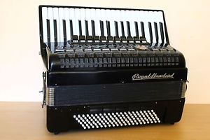 Royal Standard ( Weltmeister ) Meteor 120 Bass LMMH Accordion Fisarmonica Black