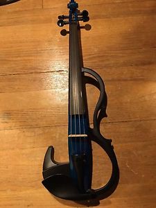 Yamaha Electric Silent Violin SV-200 with Case and Bow