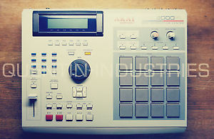 AKAI MPC 2000 XL 2000xl • 8 OUTS • Internal ZIP100 • Clean LCD
