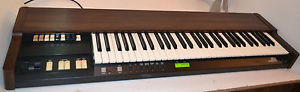 HAMMOND XB-2  WITH REVERB IN SBK CUSTOM CASE 120 VOLT(HAMMOND SUZUKI LTD.)