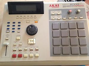 Akai MPC 2000XL EB16 FX board and extra 8 Outputs Card with Zip Drive & USB Zip