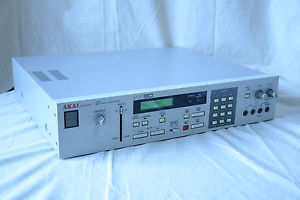 AKAI VX90 MIDI SOUND MODULE analog synthesizer rack-mount version AX73