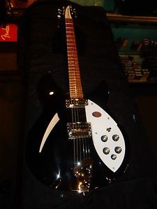 Rickenbacker 330 Electric Guitar Jetglo