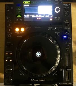 Pioneer CDJ 2000 Works Perfect! and for a great price Buy It Now!