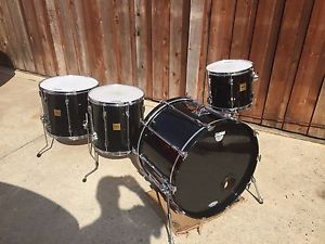 1990's Yamaha Rock Tour Custom Drum Set- 26" Bass Drum- 13-16-18 toms!!!