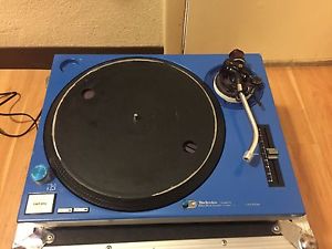 Custom 1 Of A Kind Blue/Silver Technics 1200 Mk2 Turntable With Case