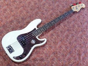 Fender American Standard Precision Bass UG 2014 White Used Electric Bass Guitar