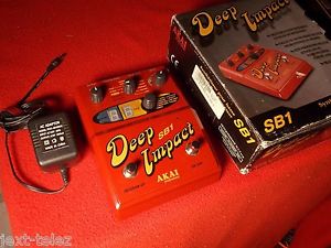 Akai Deep Impact SB-1 Synthesizer Synth Bass & Guitar Pedal EXC+++ w/Box, PSU