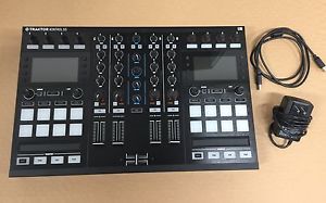 Native Instruments Traktor Kontrol S5 LIKE NEW