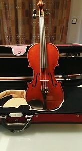 violin from 1900 Lowendall