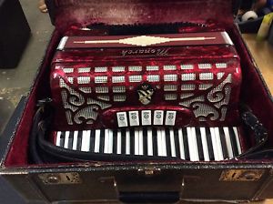 Vintage Monarch Piano Accordion internal mic system