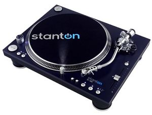 Stanton STR8.150 Turntables (2), Novation Dicers, 1TB Serato Hard Drive