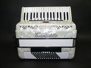 Akkordeon , Cantabile , 72 Bass, 4 chörig, made in Italy