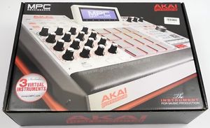 Akai MPC Renaissance Music Production Controller OVP & Neuwertig + GEWÄHR