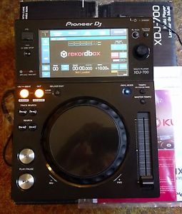 Pioneer XDJ-700 Multimedia Player-DJ CDJ Turntable-MINT w/ Rekordbox + Warranty