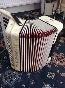 Mantovanelli Accordion