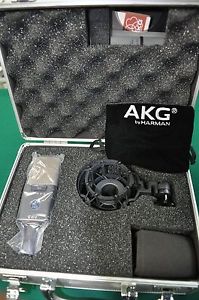 AKG C 414 XLS Studio Multipattern Condenser Microphone Set NEW OPEN BOX