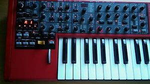 Clavia Nord Lead 4
