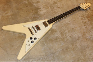 Gibson Flying V 1982 Used w / Original Hard Case