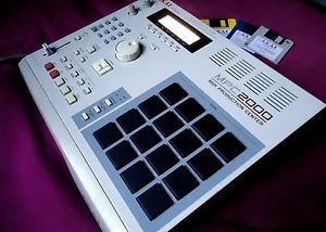 AKAI MPC 2000 *Upgraded*NEW SCREEN*NEW PADS,SENSORS&DRIVE-MAX RAM-FREE Shipping