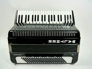 Akkordeon , Walther/Weltmeister Commodore , 120 Bass