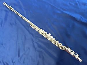 Yamaha YFL-371 Querflöte, gebraucht, fast wie neu