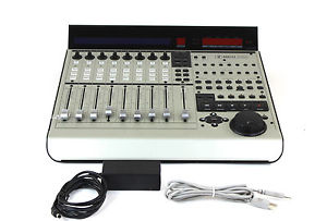 Mackie MCU PRO DAW 8-Channel Universal Mix Control Surface USB