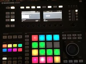 Native Instruments Maschine Studio 2.0 Black + Software License