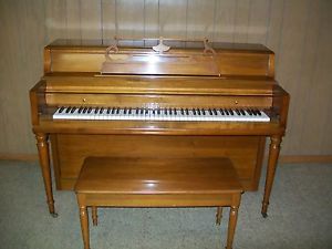 Wurlitzer Console Piano