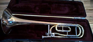 Yamaha YSL-682G Trombone with Hard Case