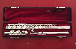 Yamaha YFL-411 SOLID SILVER CLOSED-HOLE FLUTE (SUPERB - REPADDED)