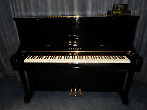 YAMAHA U3 SILENT UPRIGHT DISKLAVIER PIANO. 15 YEARS OLD. 0% FINANCE AVAILABLE