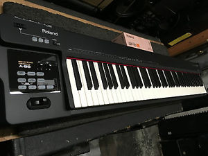 Roland A-88 Midi Controller Keyboard, 88 key,USB Hammer-action,MINT  //ARMENS//