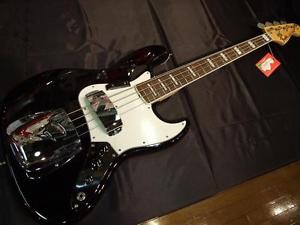 Free Shipping Used Fender American Vintage '74 Jazz Bass BLK/R Electric Bass