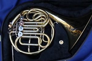 Waldhorn Waldhörner French Horn in F/Bb Yamaha YHR-567