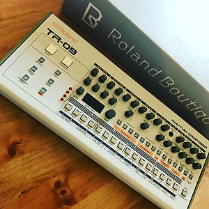 Roland TR-09, Emballage d'origine, Facture
