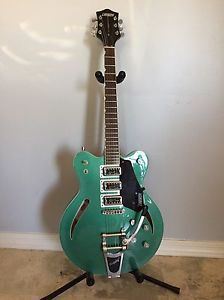 Gretsch G5622T-CB ELECTROMATIC Center-block Semi-hollow Electric Guitar Green
