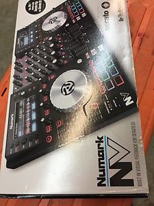 Numark NV Intelligent Dual Display Controller for Serato DJ