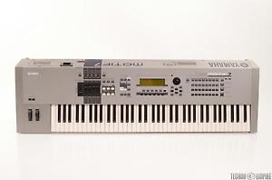 YAMAHA Motif 7 Music Production Synthesizer Sampler Sequencer Synth #26578