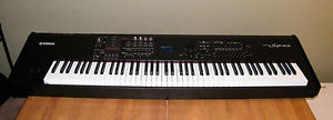Yamaha S90XS 88-Key Balanced Weighted Hammer Action Synthesizer - Blem See Notes