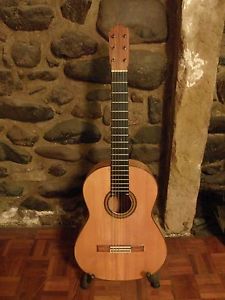 1960's Luthier Made Flamenco Guitar - MANUEL CONTRERAS BLANCA WITH PEGS 1A