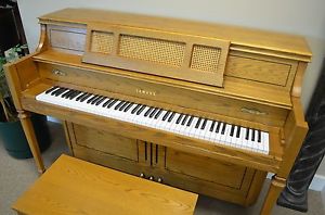 Excellent! Yamaha M402 Console Piano - Oak Cabinet