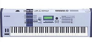 Yamaha MOTIF ES8 Synthesizers In Very Good Condition 88 Key